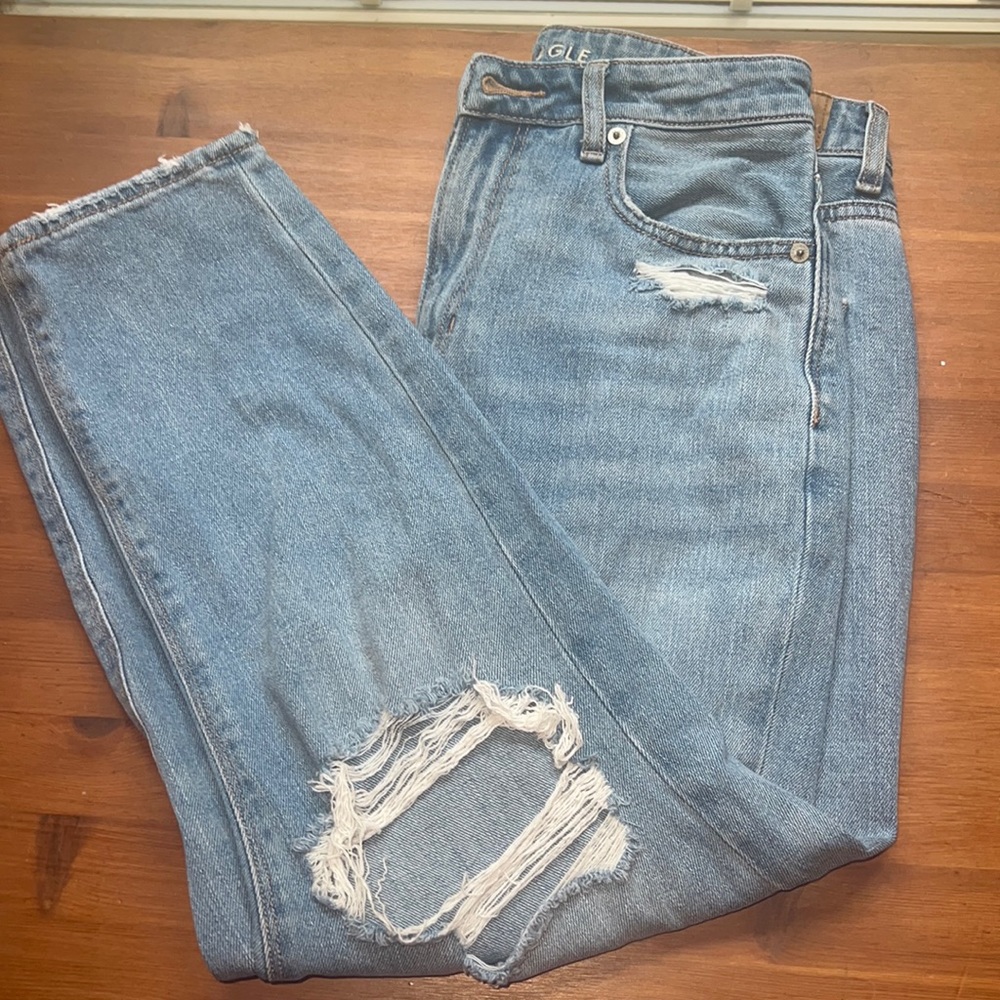 american eagle mom jeans